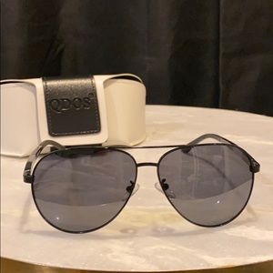 QDOS polarized sunglasses